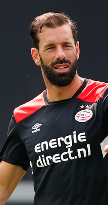 Van Nistelrooy coach PSV O19