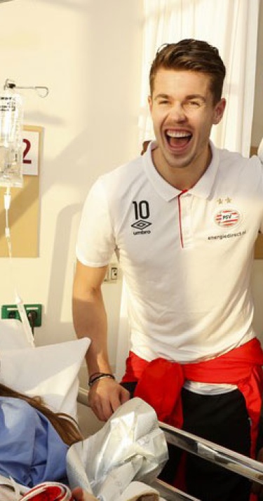 In beeld: Ziekenhuisbezoek PSV