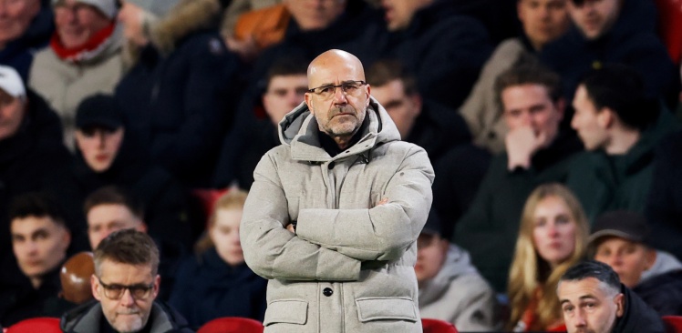 Persconferentie | 'We hebben nog zeven wedstrijden om een beter PSV te laten zien'