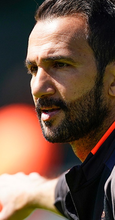 Nieuws | Adil Ramzi wordt trainer Jong PSV