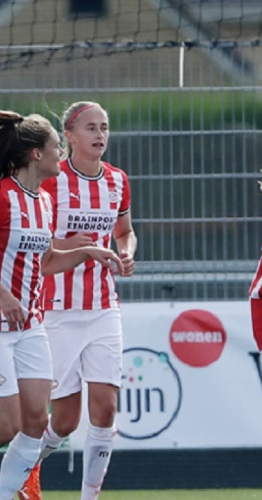 PSV Vrouwen verslaat Heerenveen in eerste competitieduel  