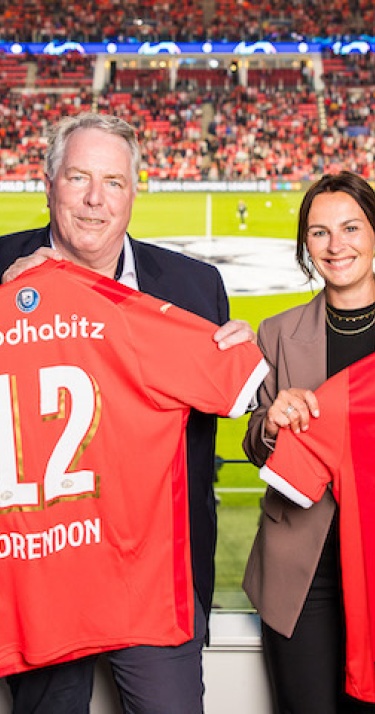 Business | Corendon is de nieuwe reispartner van PSV