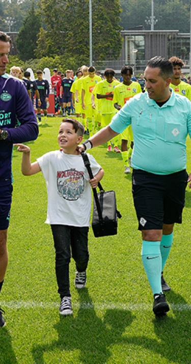 Moderne technologie voor scheidsrechters op de PSV Academy