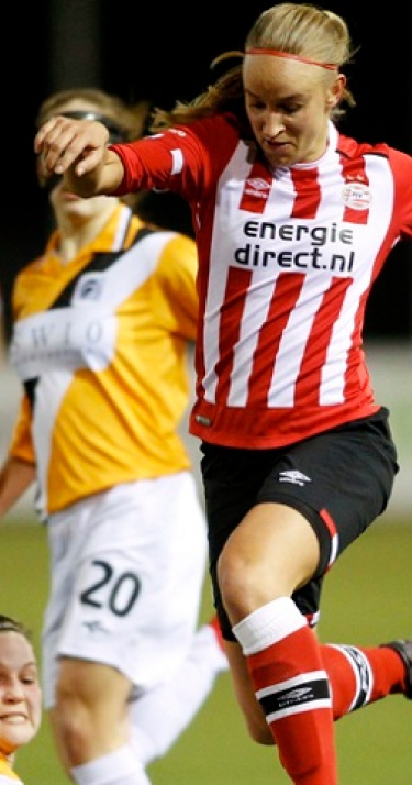 PSV Vrouwen speelt zondag om halve finaleplaats