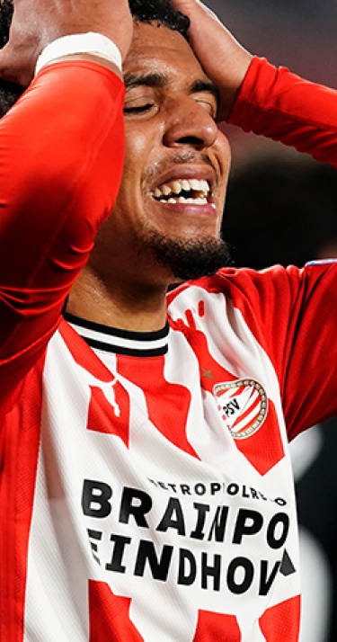 PSV verliest eerste groepsduel van Granada CF