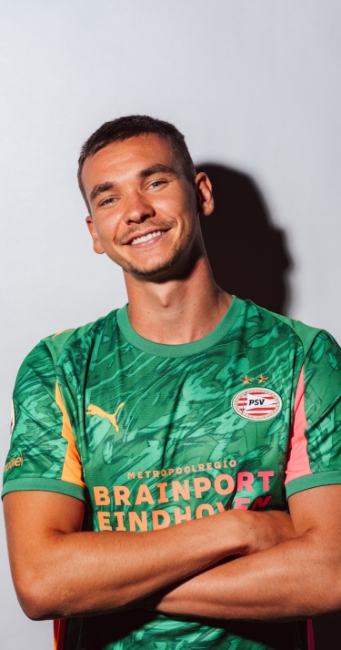 Transfer | Doelman Matěj Kovář tekent bij PSV, Joël Drommel verlaat trainingskamp