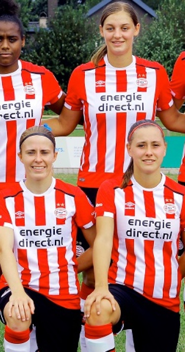 Bezoek PSV Vrouwen met BBA Tours 