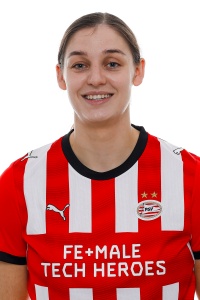 Aniek Nouwen, rugnummer 14