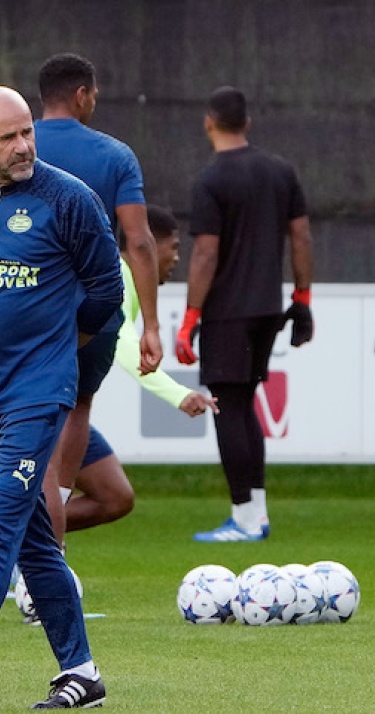 Persconferentie | 'Hij is het tegenovergestelde van een lastige speler'