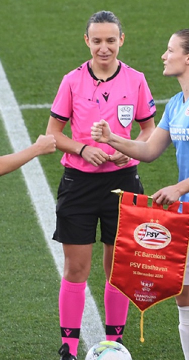 FC Barcelona maatje te groot voor PSV Vrouwen