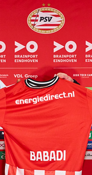 Isaac Babadi ondertekent profcontract