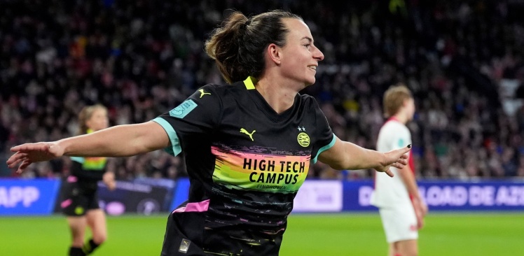 Todo sobre | El PSV Femenino visita al Ajax