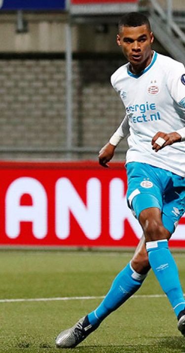 IN BEELD | Jong PSV loopt driepunter nipt mis