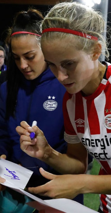 Geef je op voor kinderpersconferentie of meidenclinic