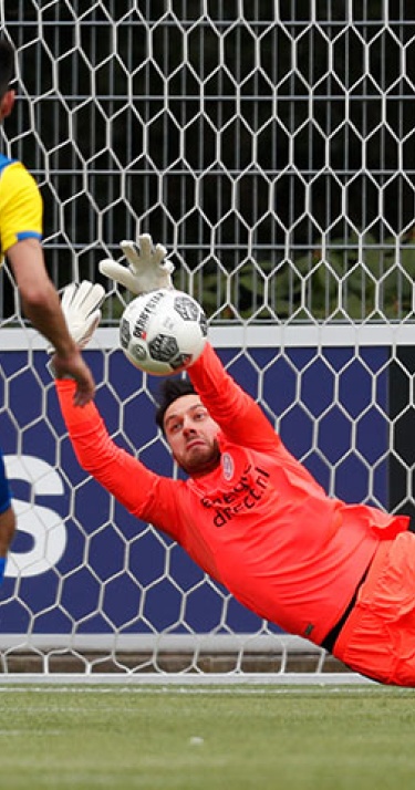 Koopmans mee met Jong PSV naar Almere