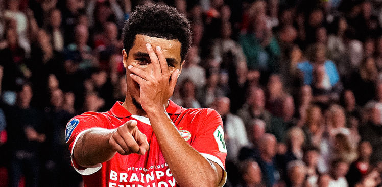 Persconferentie | Peter Bosz prijst uitblinker Malik Tillman