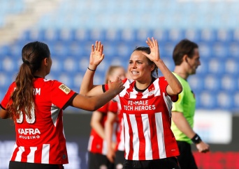 Verslag | PSV Vrouwen wint op de valreep van PEC Zwolle