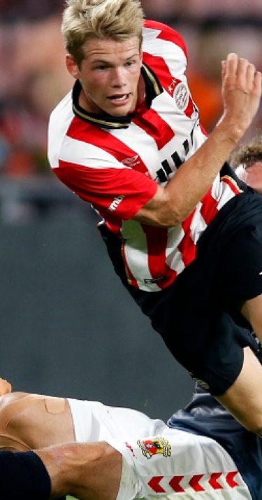PSV verlengt contract Laursen tot 2020