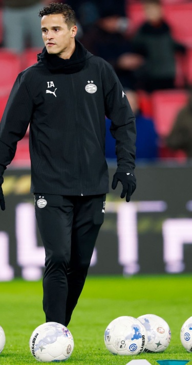 Nieuws | Ibrahim Afellay stopt als assistent-trainer