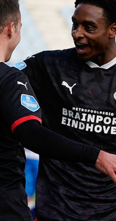 PSV koploper na zege op PEC Zwolle 