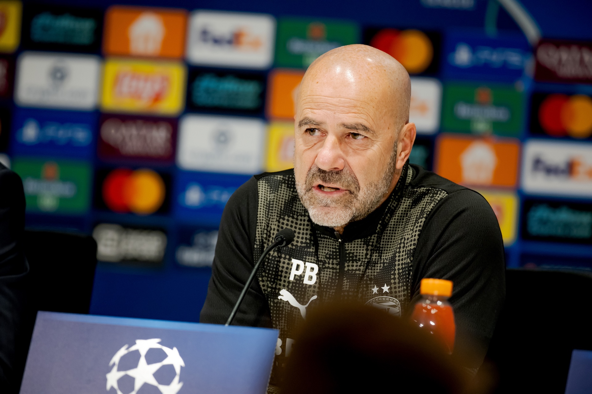 Persconferentie | ‘Ik denk dat ik de jongens niet nóg meer hoef te motiveren voor morgen’ 