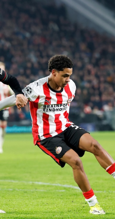 Spelersprofiel | Noah Fernandez: talentvolle middenvelder met grote ambities