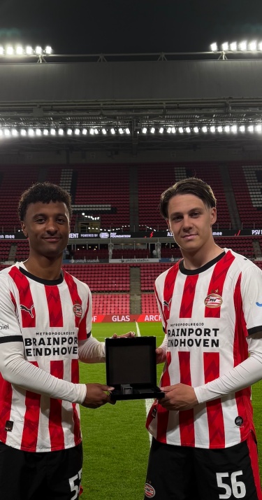 Debuut | Jim Koller en Jordy Bawuah ontvangen De Frederik