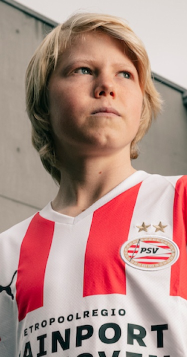 Profcontract | Isaï Middag tekent eerste verbintenis bij PSV