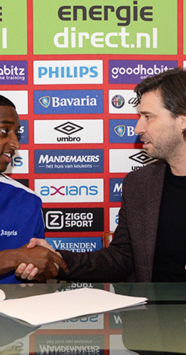 PSV verlengt contract Pablo Rosario 