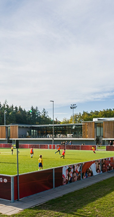 Jeugdzijde PSV Campus De Herdgang open voor bezoekers