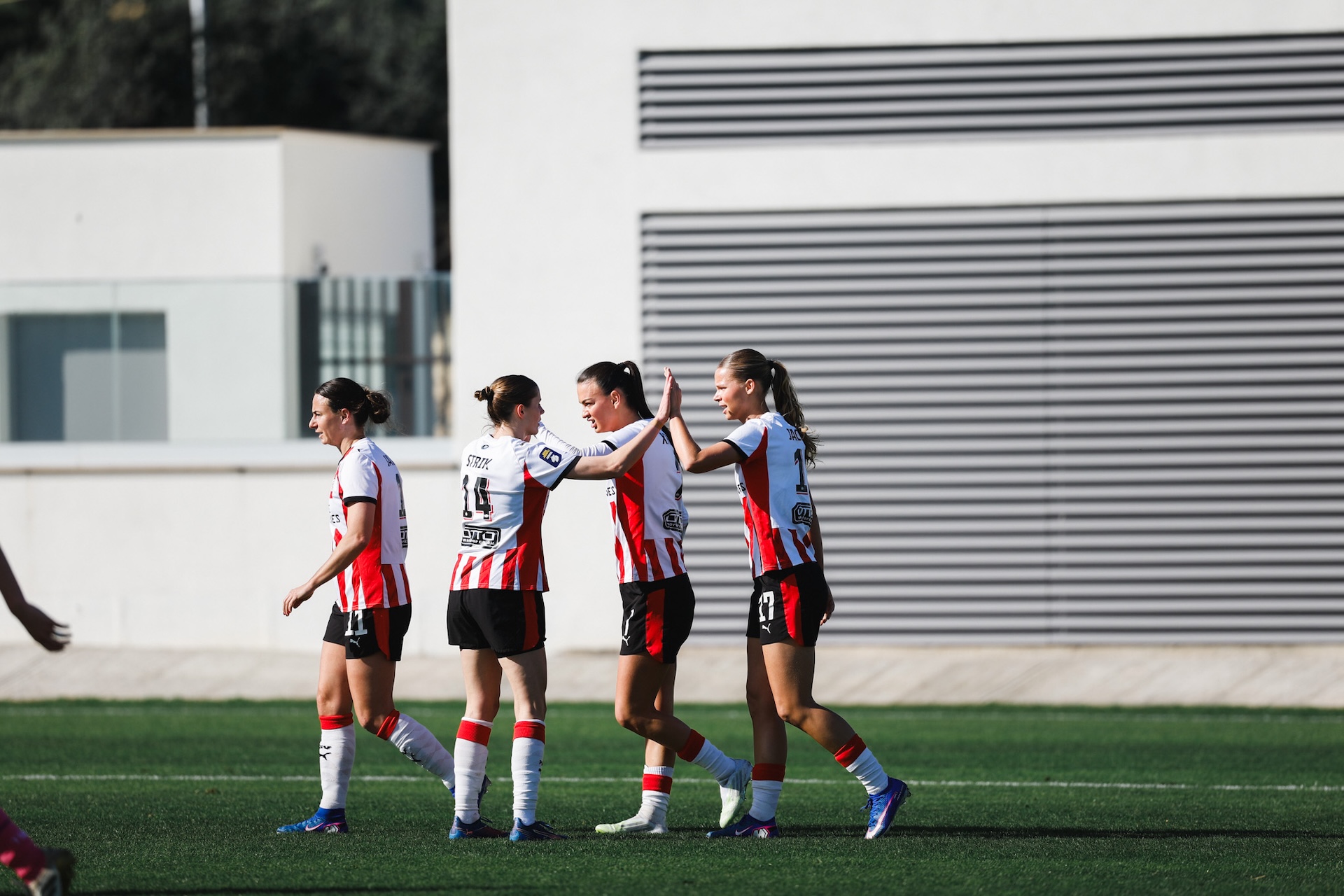 Voorbereiding | PSV Vrouwen in tweede helft onderuit tegen TSG 1899 Hoffenheim 