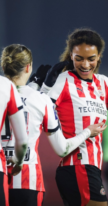 Wedstrijdverslag | PSV Vrouwen bereikt halve finale bekertoernooi na zege op FC Utrecht