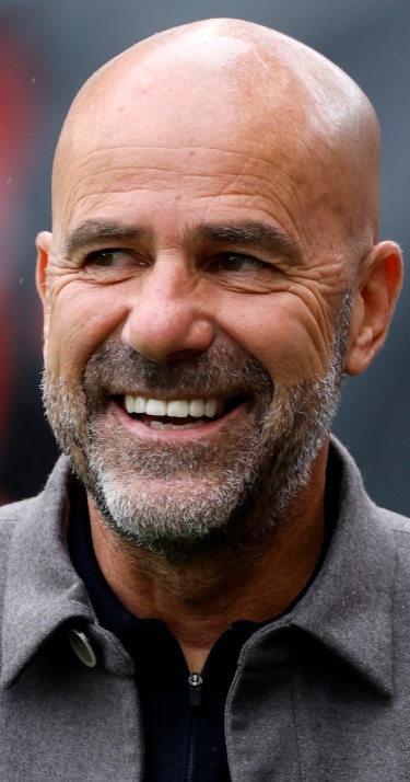 Persconferentie | Bosz kijkt tevreden terug op transferperiode: 'Brede en goede selectie'
