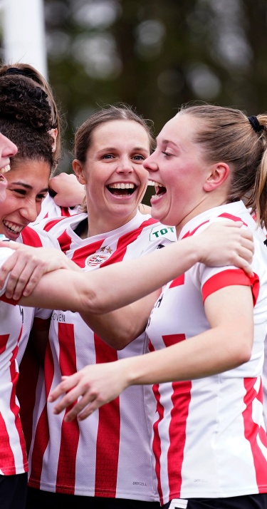 Azerion Vrouwen Eredivisie | PSV Vrouwen sluit competitie af met winst in Heerenveen