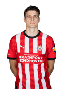 Guus Til, Middenvelder, rugnummer 20
