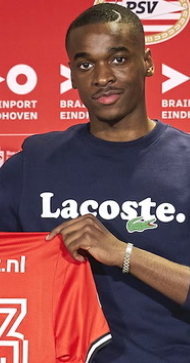 Emmanuel Matuta verlengt contract bij PSV