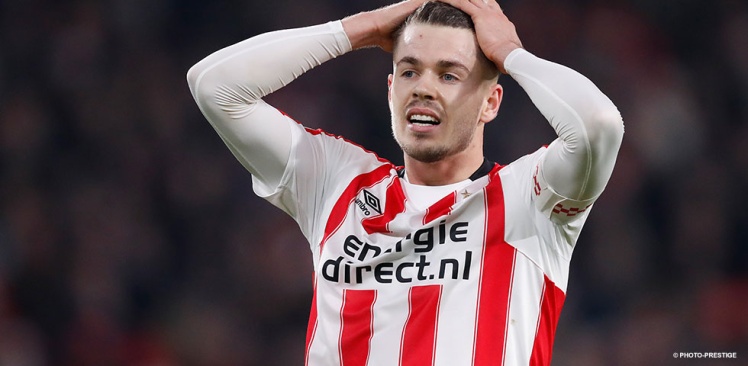 PSV in vertrouwde formatie tegen PEC Zwolle