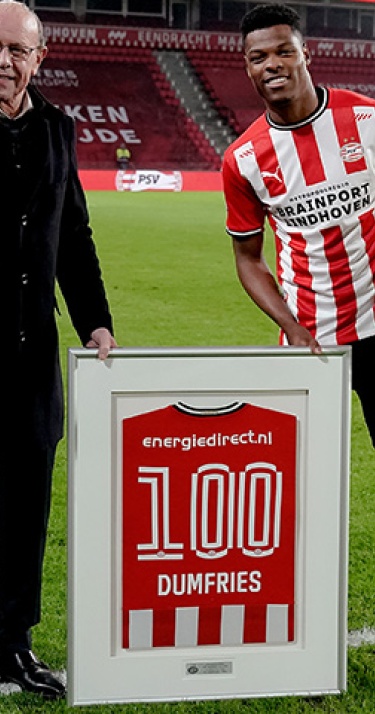 Cadeau voor Dumfries na mijlpaal