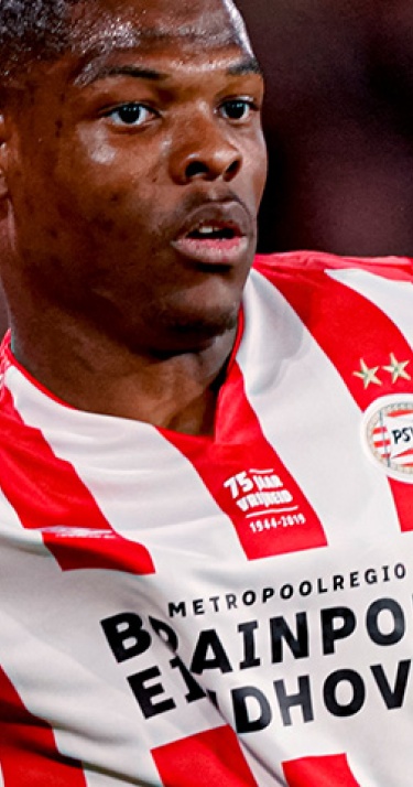Bied op deze unieke, gedragen PSV-shirts
