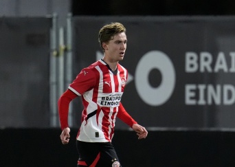 Nieuws | Tygo Land blijft op huurbasis bij FC Groningen