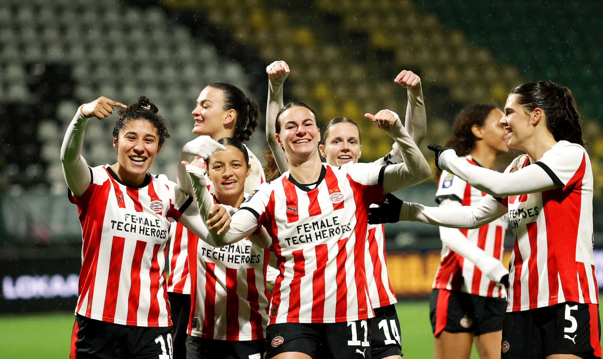 Wedstrijdverslag | PSV Vrouwen verslaat ADO Den Haag; Jansen speelt 300e eredivisieduel