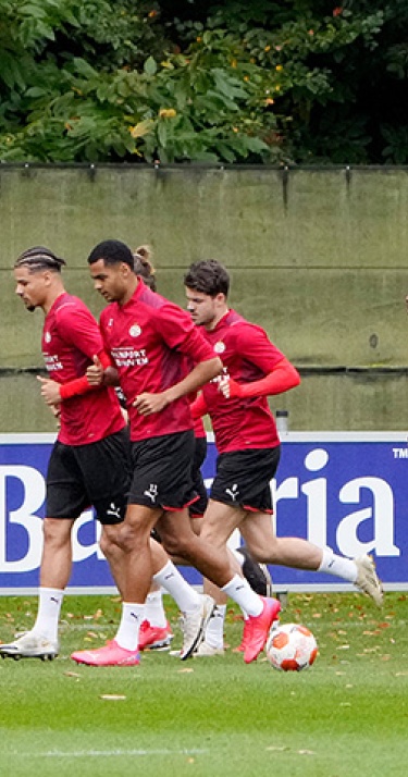 PSV blijft in Eindhoven