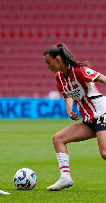 PSV Vrouwen | PSV Vrouwen verslaat Feyenoord maar grijpt net naast de landstitel