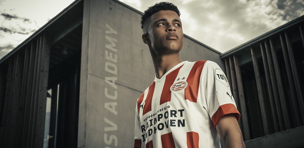 PSV - Transfer | PSV neemt Ayodele Thomas over van Feyenoord