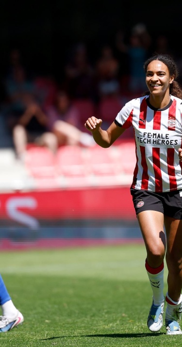 Wedstrijdverslag | Nina Nijstad schiet PSV Vrouwen naar finale Eredivisie Cup