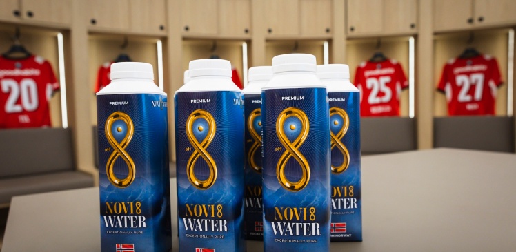 Business | Novi8 Water nieuwe sponsor van PSV
