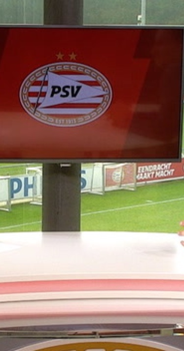 PSV TV | 'In het spel van Schmidt, is Sangaré onmisbaar'
