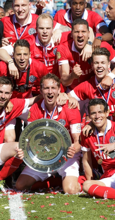 FACT | PSV werd in 2016 kampioen tegen PEC Zwolle