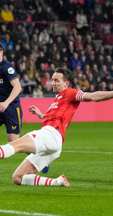 PSV scoorde vijf van haar laatste zeven Eredivisie-doelpunten in het laatste halfuur; geef alles wat je hebt!