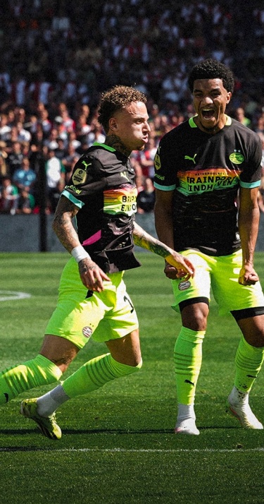 Liveblog | PSV keert de wedstrijd na rust volledig en zegeviert in zinderend duel in Rotterdam